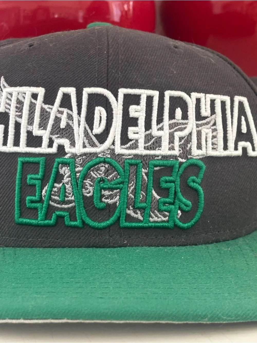 Men's Philadelphia Eagles Snapback Hat - Black with Green Visor
